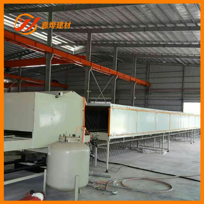 彩石金屬瓦生產(chǎn)設(shè)備生產(chǎn)的彩石金屬瓦有什么優(yōu)點(diǎn)？